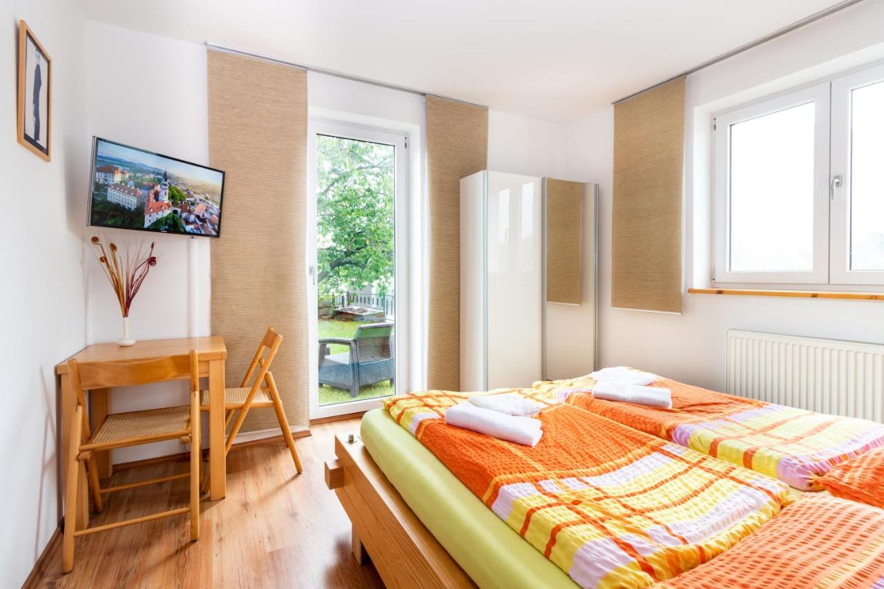 Ubytovani Bezchlebovi Hotell Český Krumlov Exteriör bild